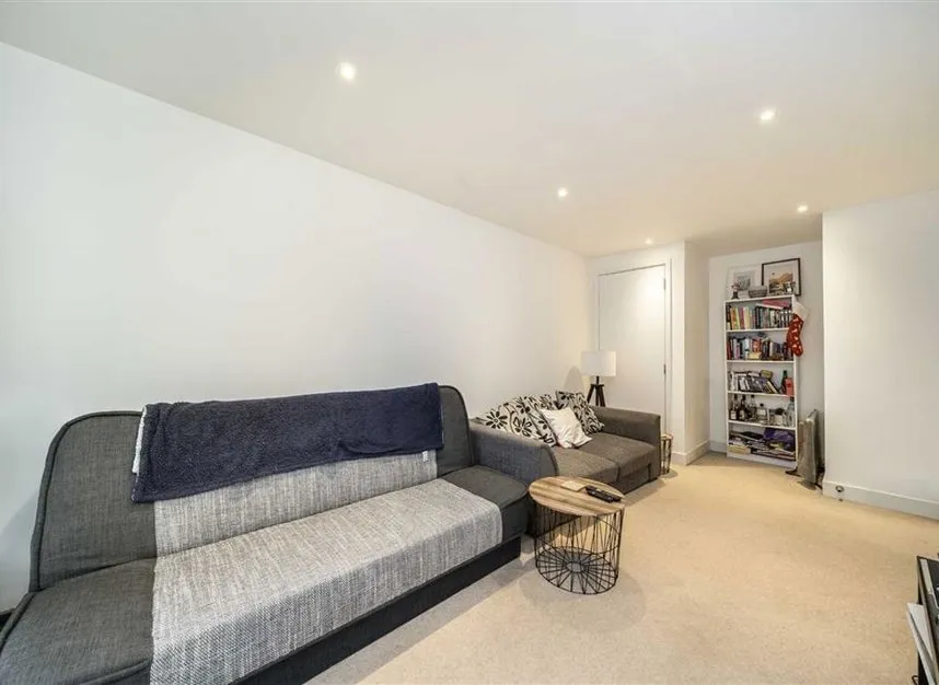 Arabella Street, Bermondsey, SE16, photo 3