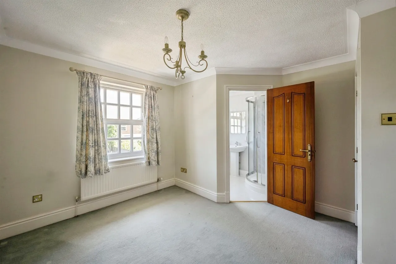 Bedford Court, Bawtry, Doncaster, photo 8