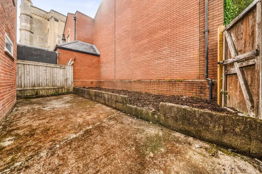 Northbrook Street, Newbury, RG14, photo 13