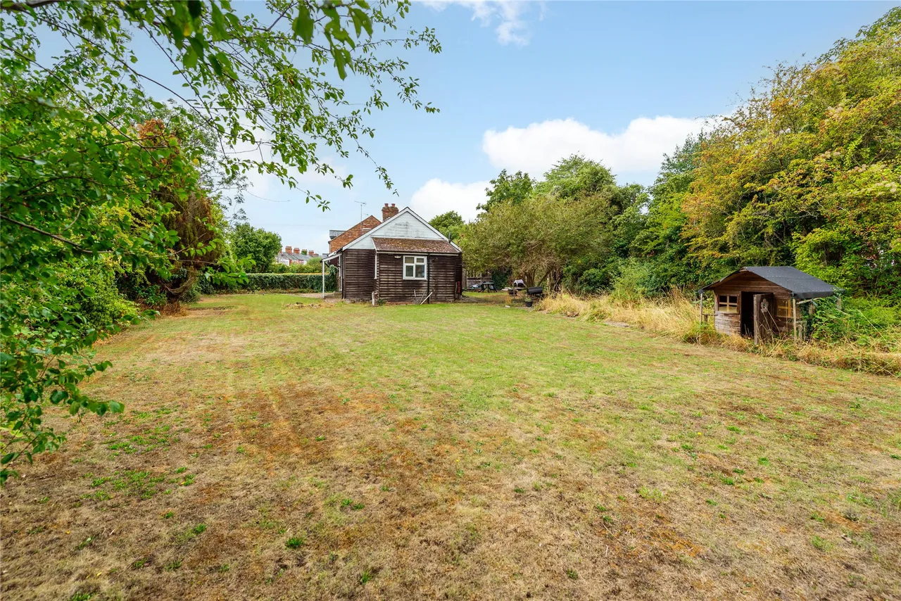 Cosgrove Road, Old Stratford, MK19, photo 11
