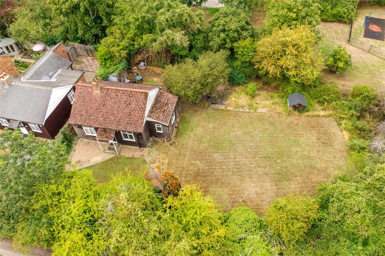 Cosgrove Road, Old Stratford, MK19, photo 2