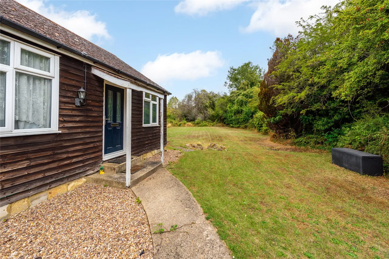 Cosgrove Road, Old Stratford, MK19, photo 12