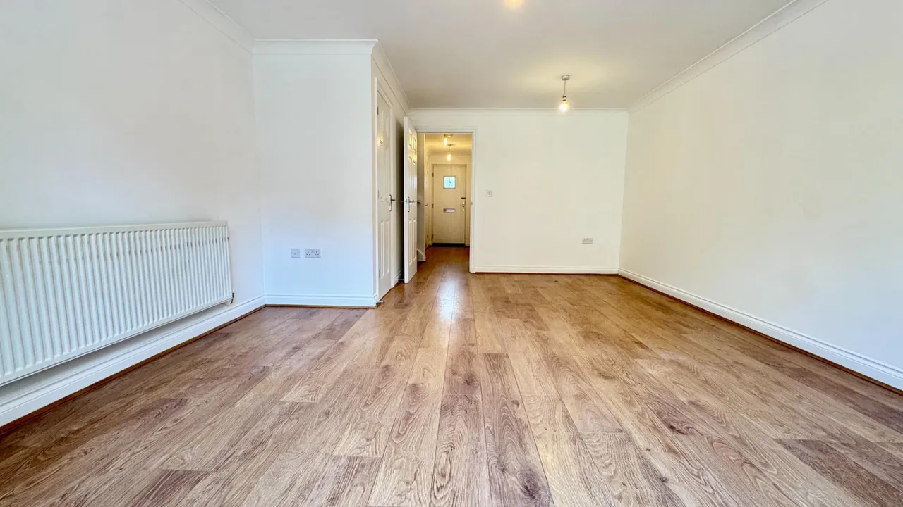 Carisbrooke Close, Stevenage, SG2, photo 5