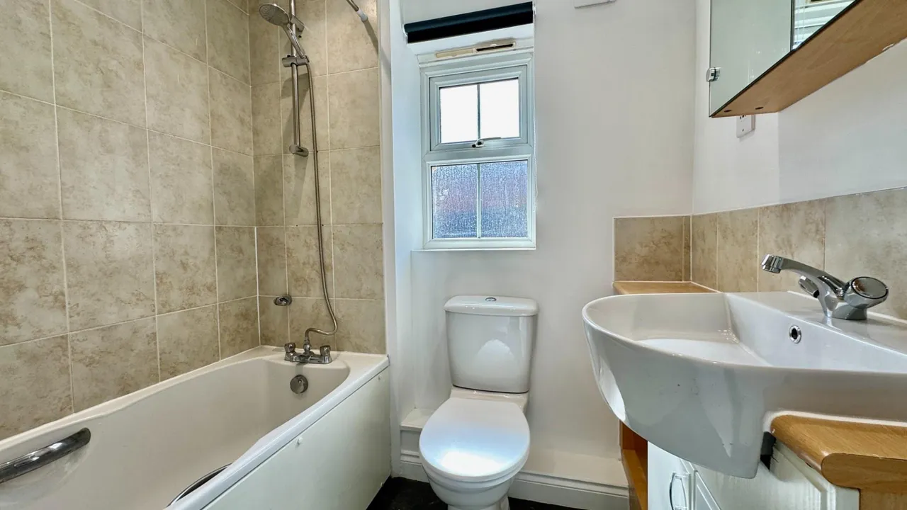 Carisbrooke Close, Stevenage, SG2, photo 8