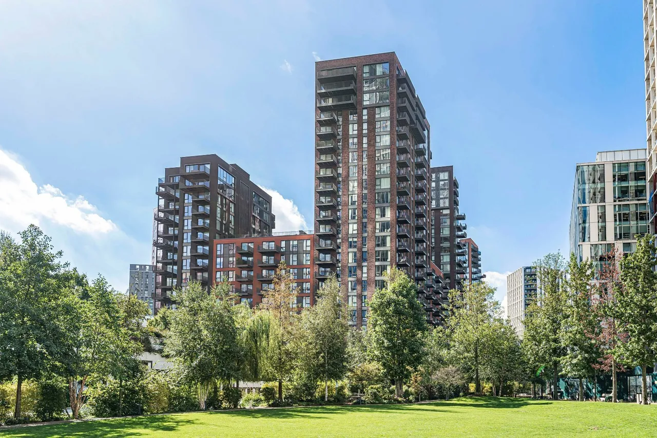Viaduct Gardens, London, SW11, photo 10