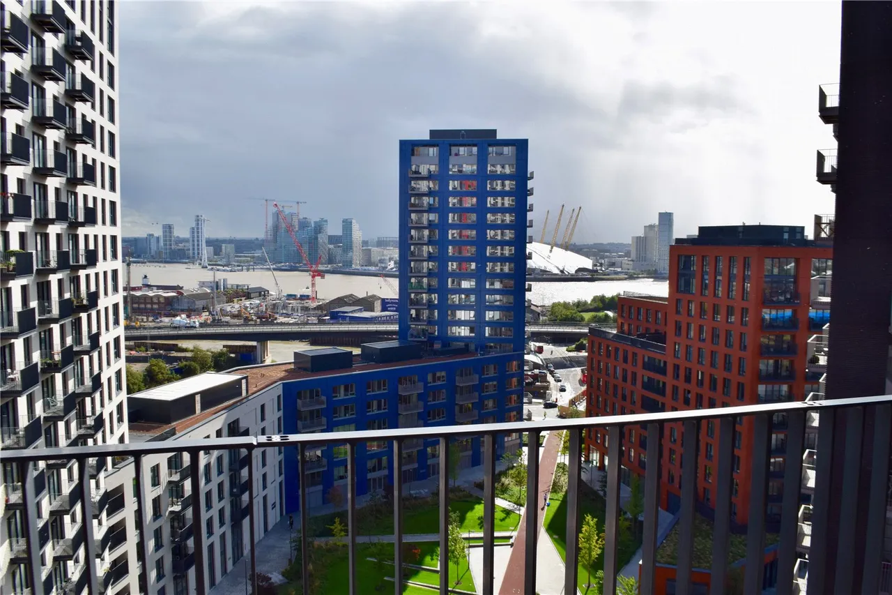 Hope Street, London, E14, photo 2