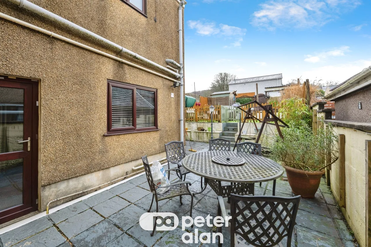 Henfaes Road, Neath, SA11, photo 6