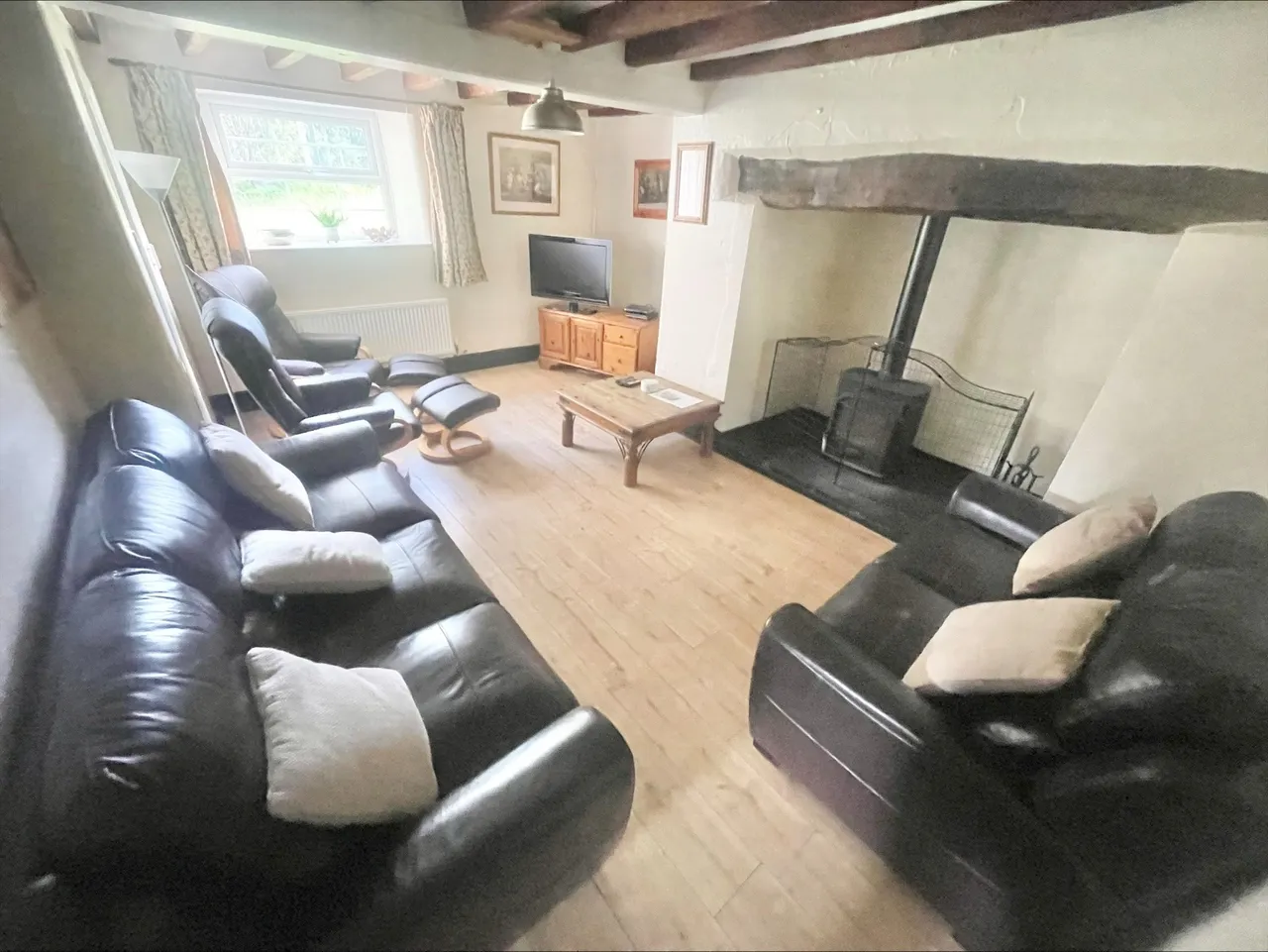 Llangernyw, LL22, photo 4