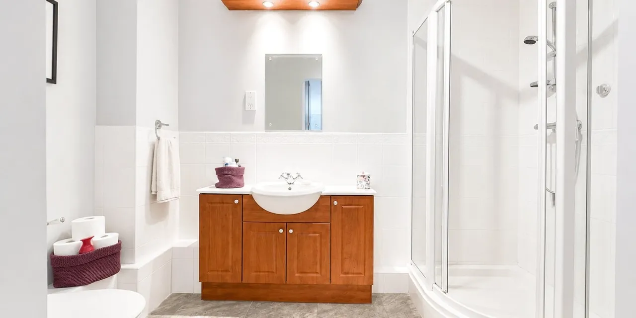 Thingwall Road, Irby, CH61, photo 7