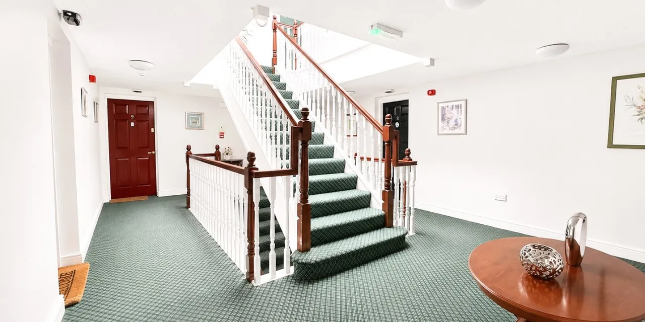 Thingwall Road, Irby, CH61, photo 11