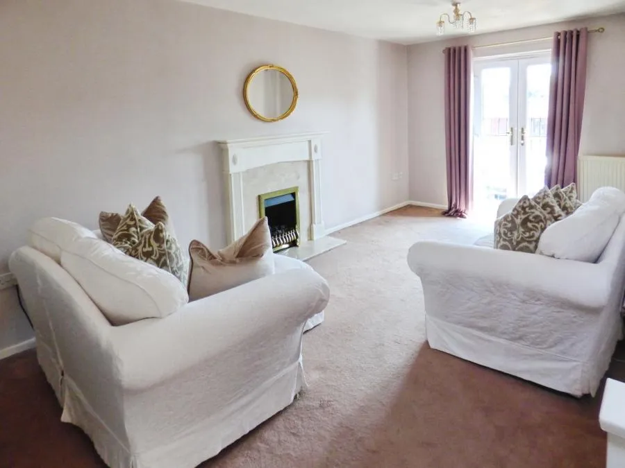 Cheltenham Gardens, Hedge End, SO30, photo 11