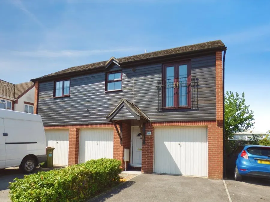 2 bed house for sale, Cheltenham Gardens, Hedge End, SO30