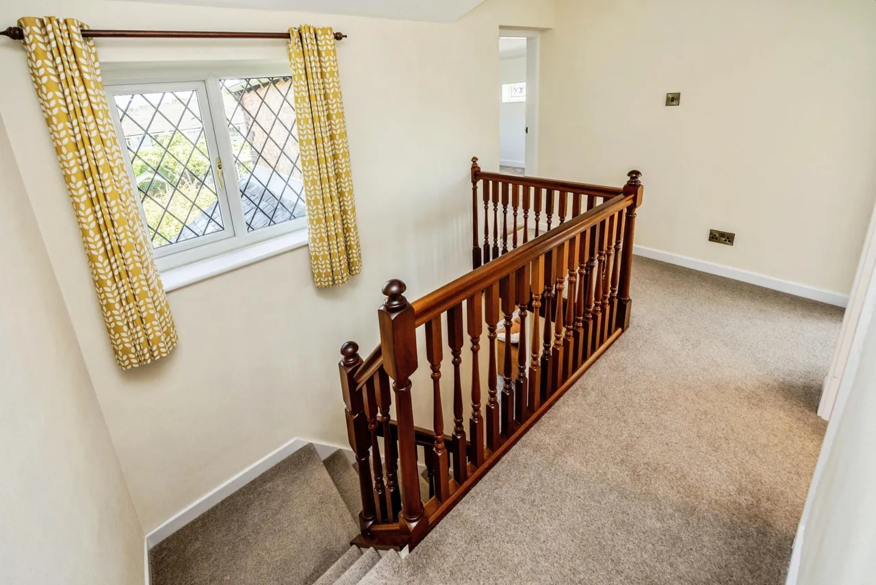 Lightridge Road, Huddersfield, HD2, photo 12