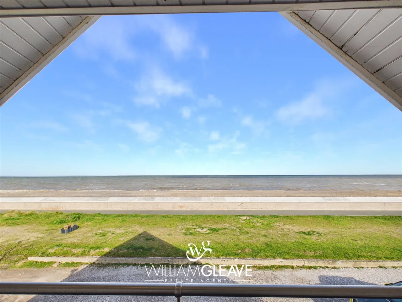 The Promenade, Kinmel Bay, LL18 5NL, photo 3