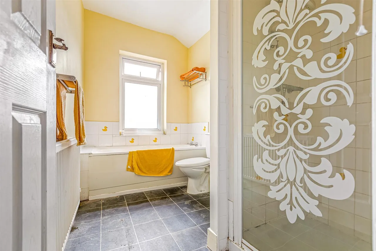 Vernon Road, Aylestone, LE2, photo 12