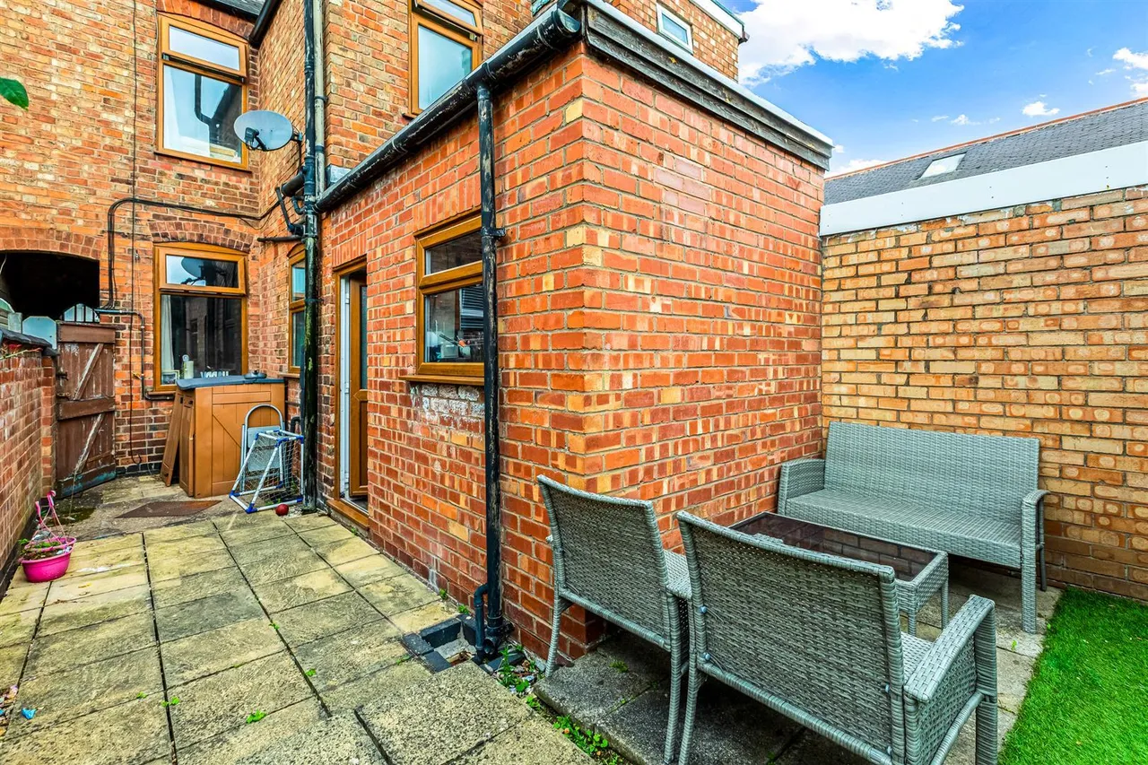 Vernon Road, Aylestone, LE2, photo 13