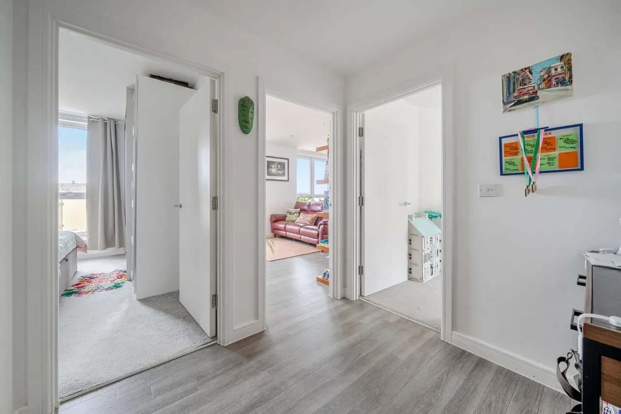 Church Road, Acton, London, W3, photo 11