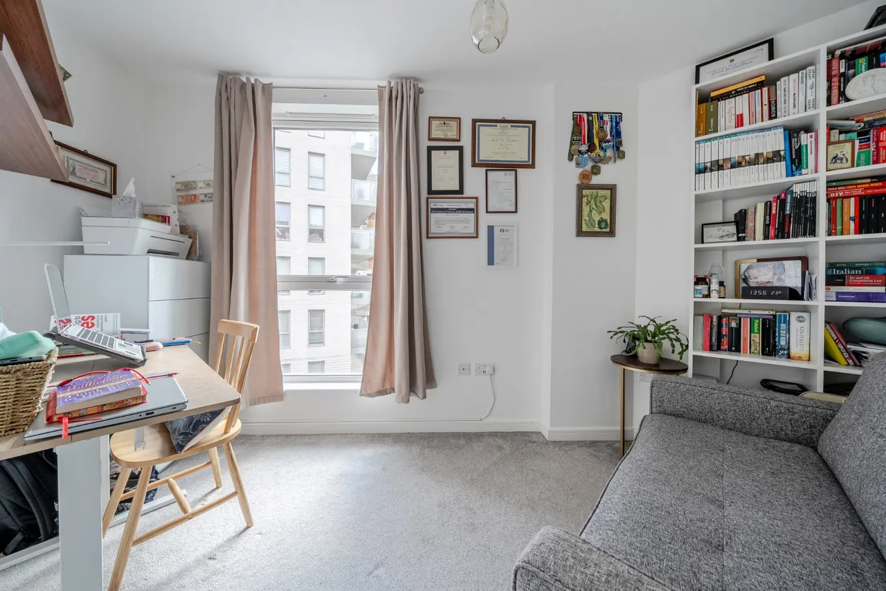 Church Road, Acton, London, W3, photo 8