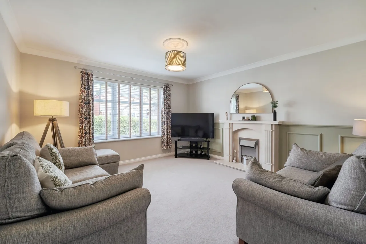 Coppice Close, Lostock, BL6, photo 2