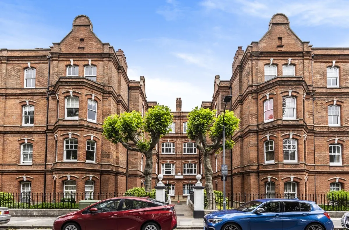 Queen's Club Gardens, Fulham, W14, photo 2