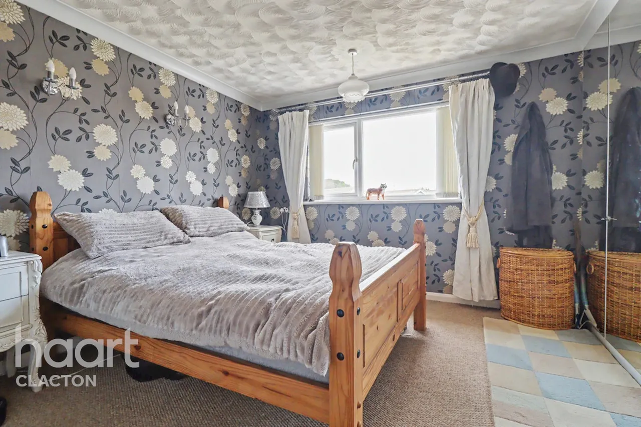 Sheriffs Way, Clacton-On-Sea, CO15, photo 8