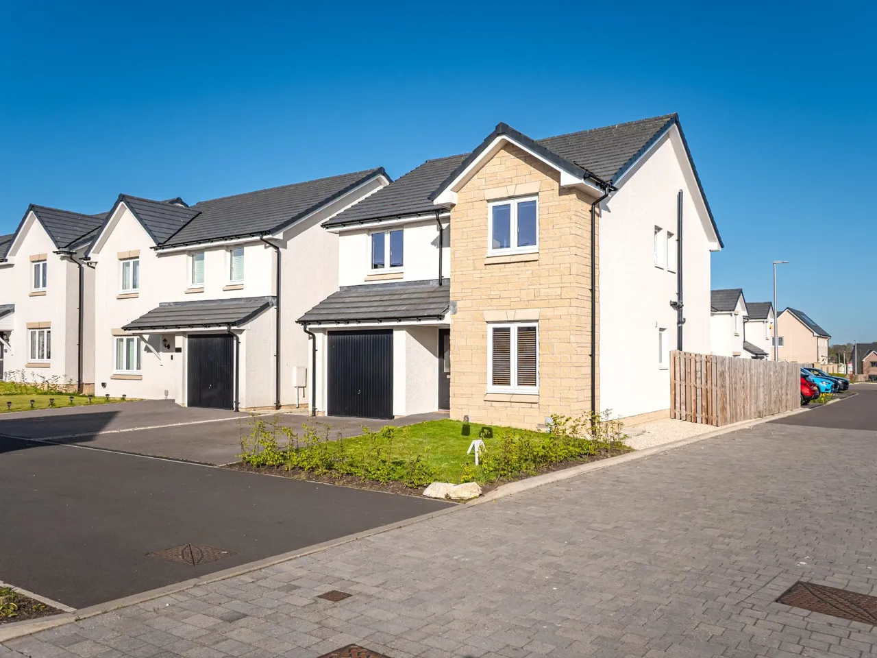 4 bed house for sale, Livingston Crescent, Winchburgh, EH52