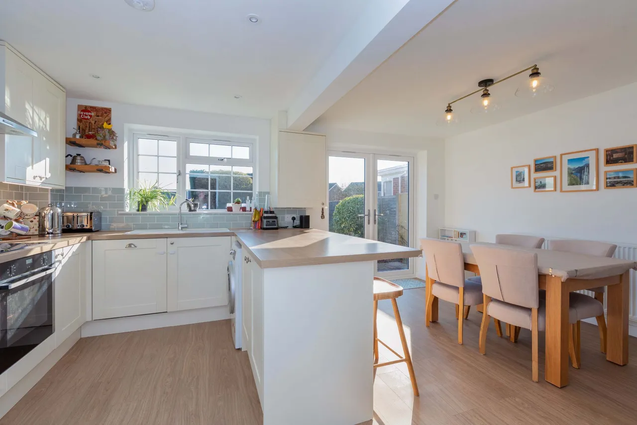 Cranbrook Drive, Maidenhead, Berkshire, photo 3