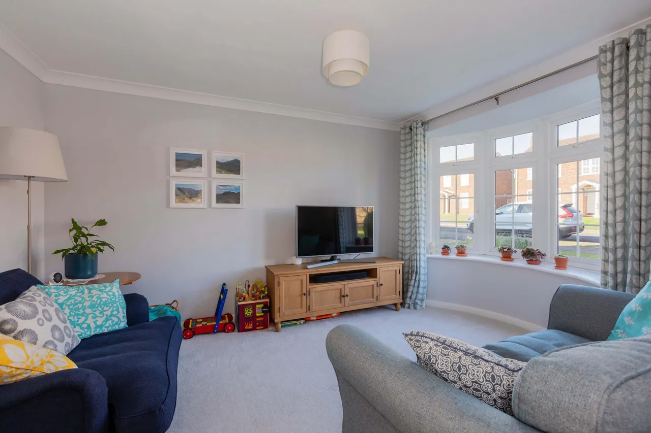 Cranbrook Drive, Maidenhead, Berkshire, photo 6