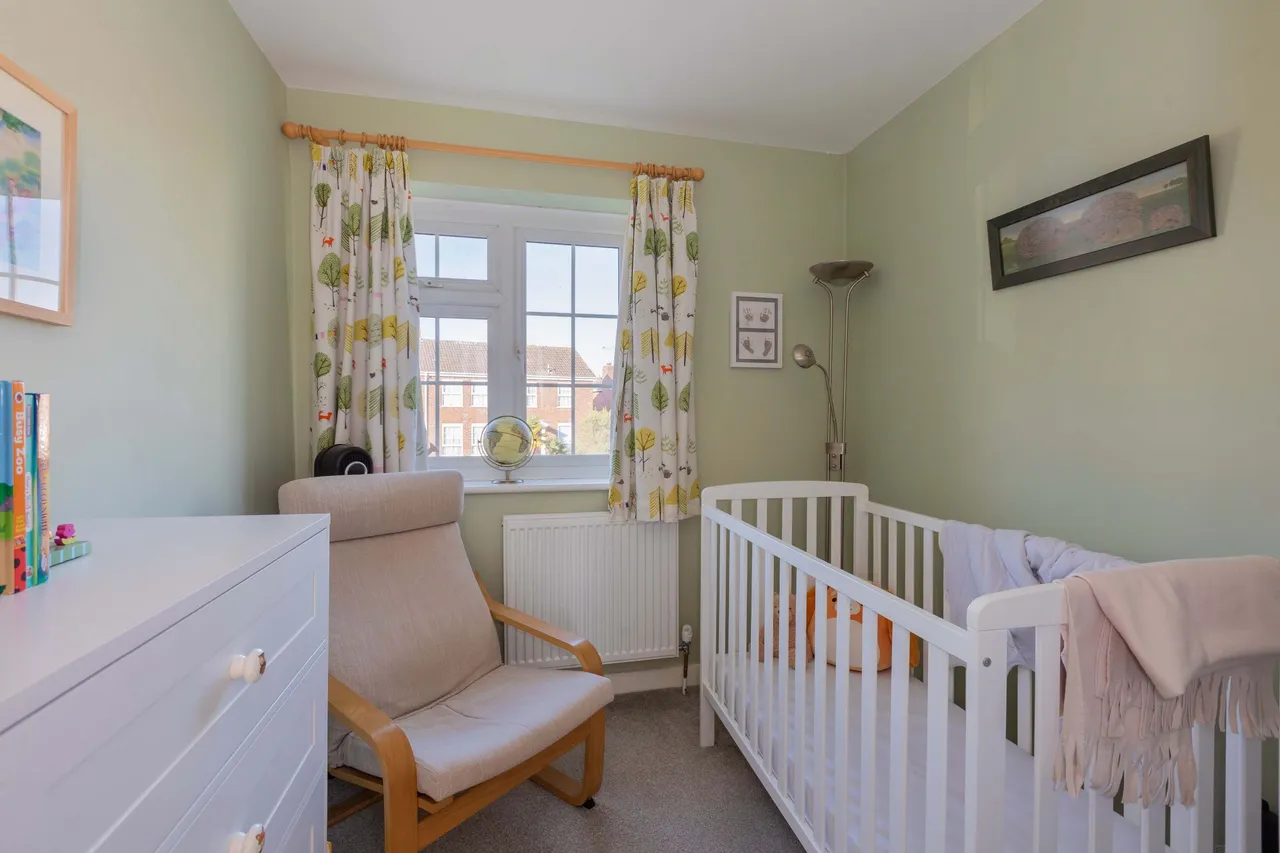 Cranbrook Drive, Maidenhead, Berkshire, photo 10