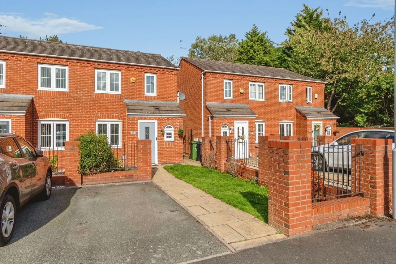 3 bed house for sale, Deans Gate, Willenhall, WV13