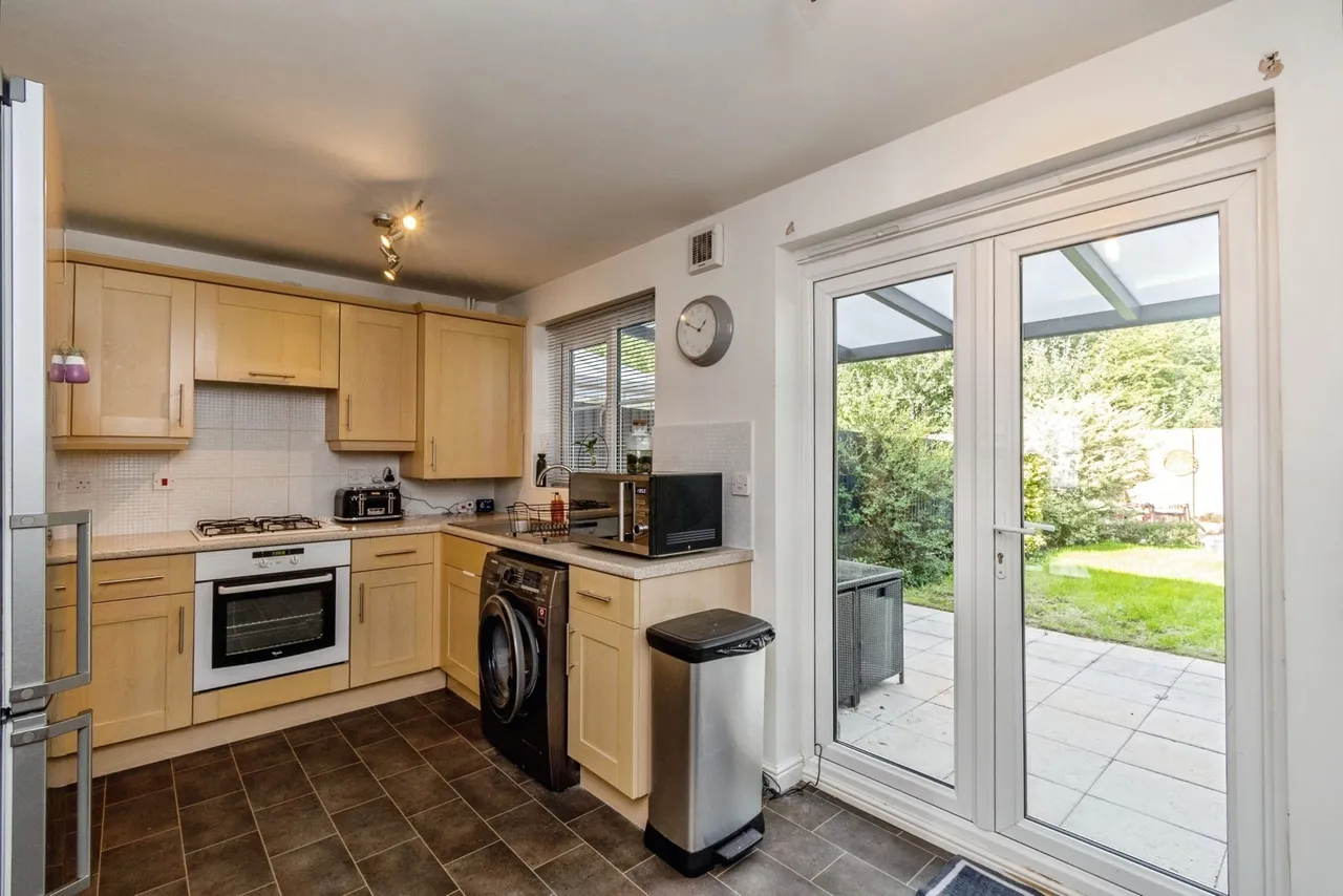 Deans Gate, Willenhall, WV13, photo 4