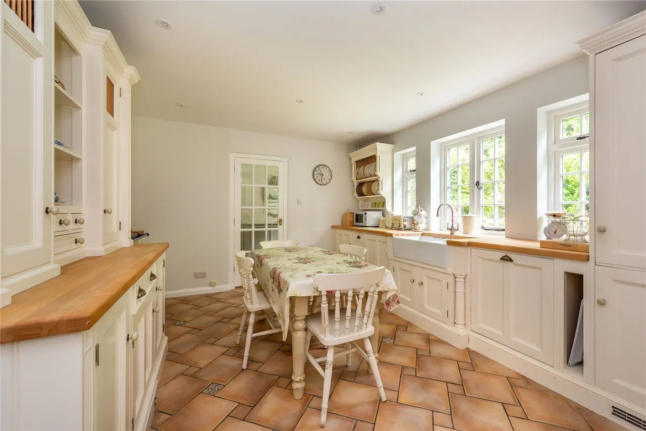 Sheephouse Lane, Abinger Common, RH5, photo 3