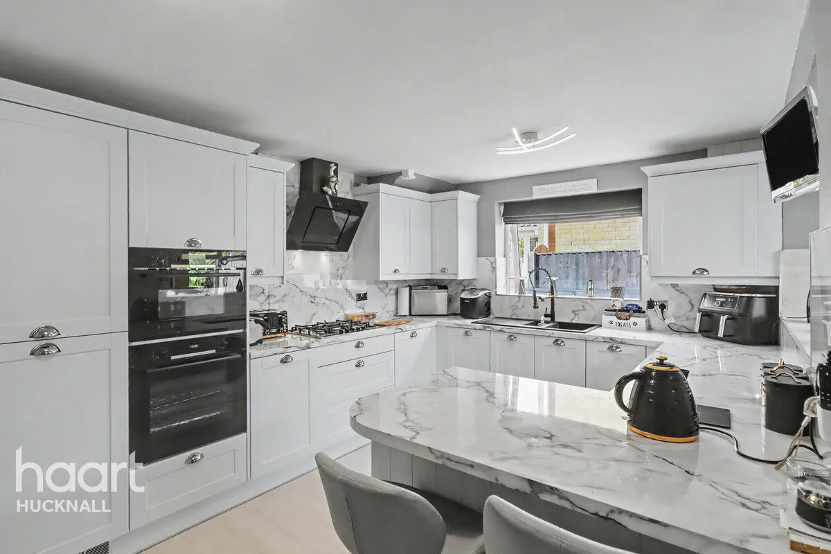 Millfield Close, Ilkeston, DE7, photo 3