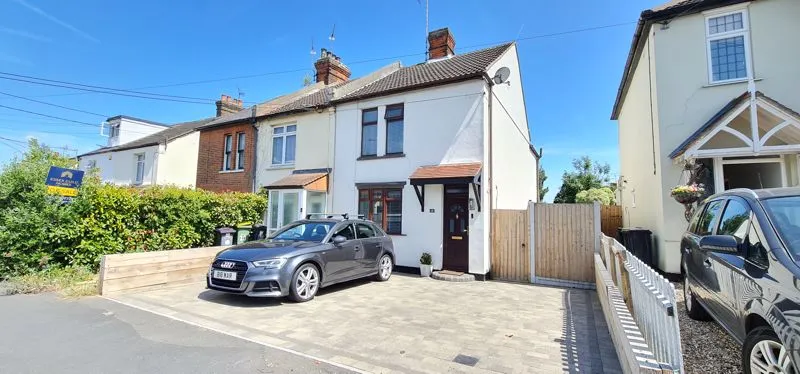 Trinity Road, Rayleigh, Essex, SS6 8QD, photo 2