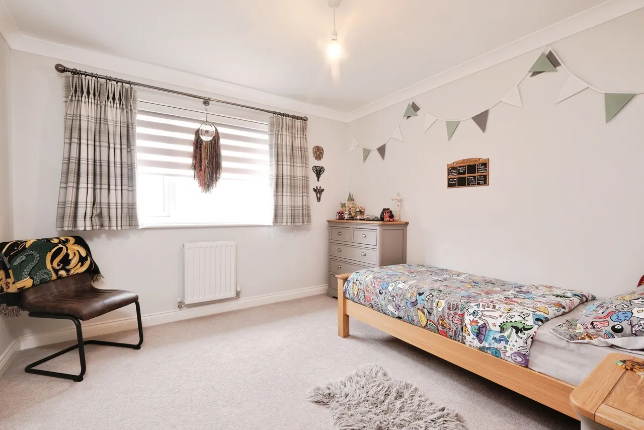 Parhelion Close, Kingsland, HR6, photo 16