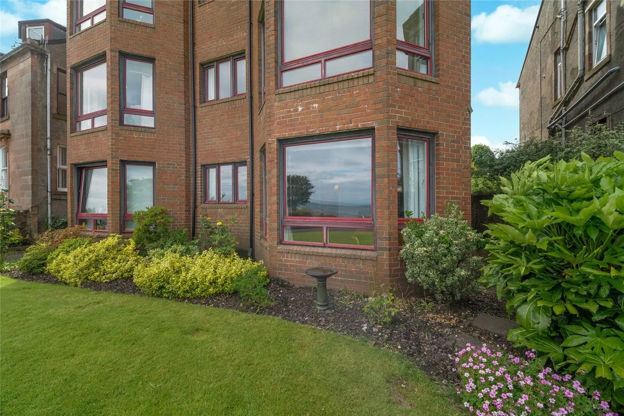 Esplanade, Greenock, Inverclyde, PA16, photo 10