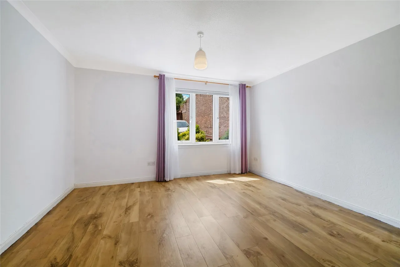 Esplanade, Greenock, Inverclyde, PA16, photo 8