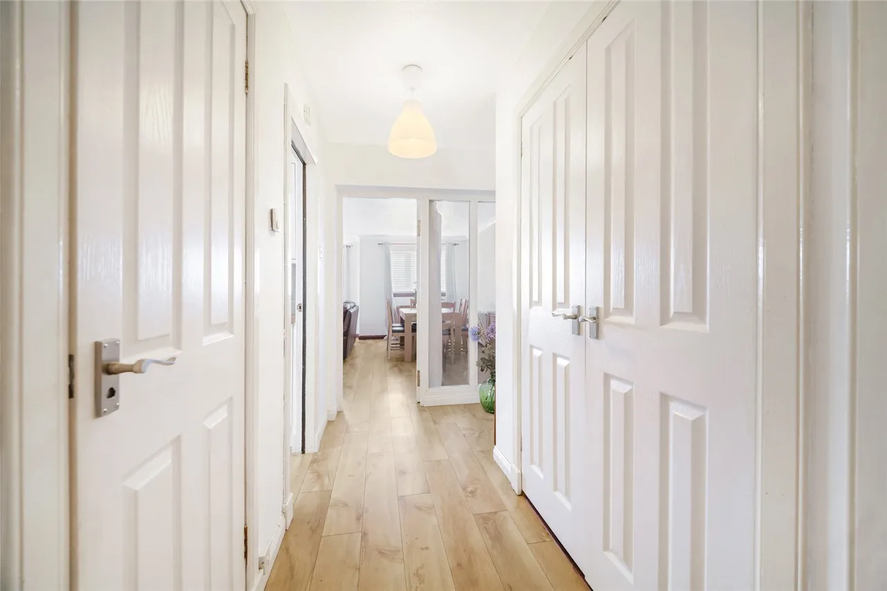 Esplanade, Greenock, Inverclyde, PA16, photo 4