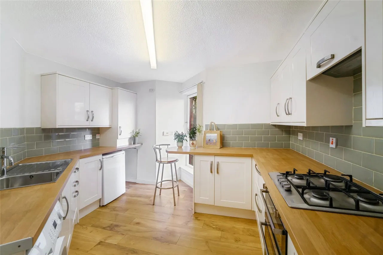Esplanade, Greenock, Inverclyde, PA16, photo 6