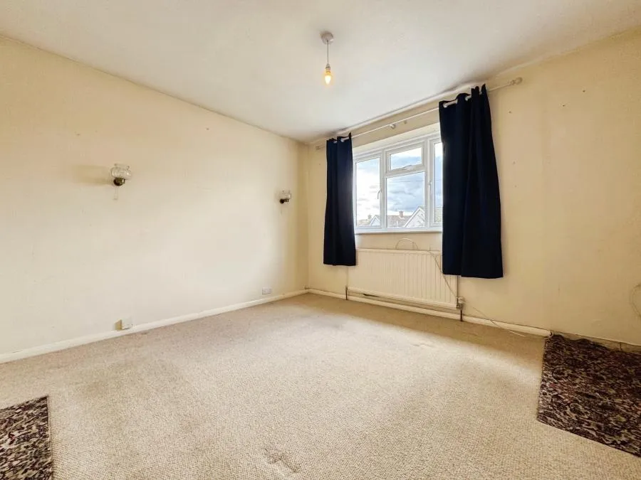 Churchill Close, Flackwell Heath, HP10, photo 8