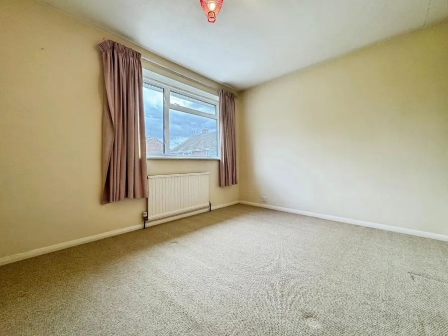 Churchill Close, Flackwell Heath, HP10, photo 10