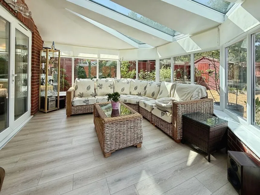 Beechcroft Close, South Hykeham, Lincolnshire, LN6, photo 6