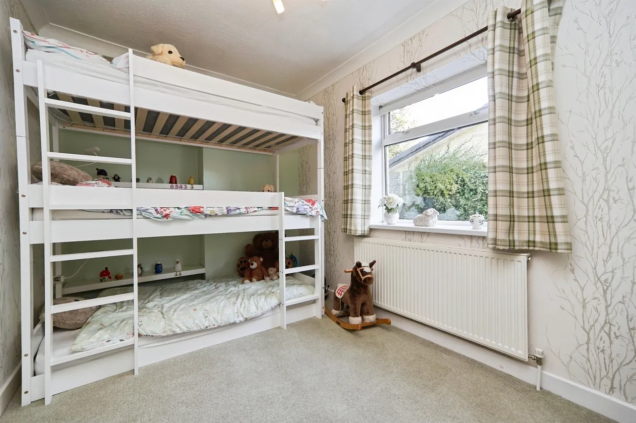 Hill Top Road, Hainworth, BD21, photo 12