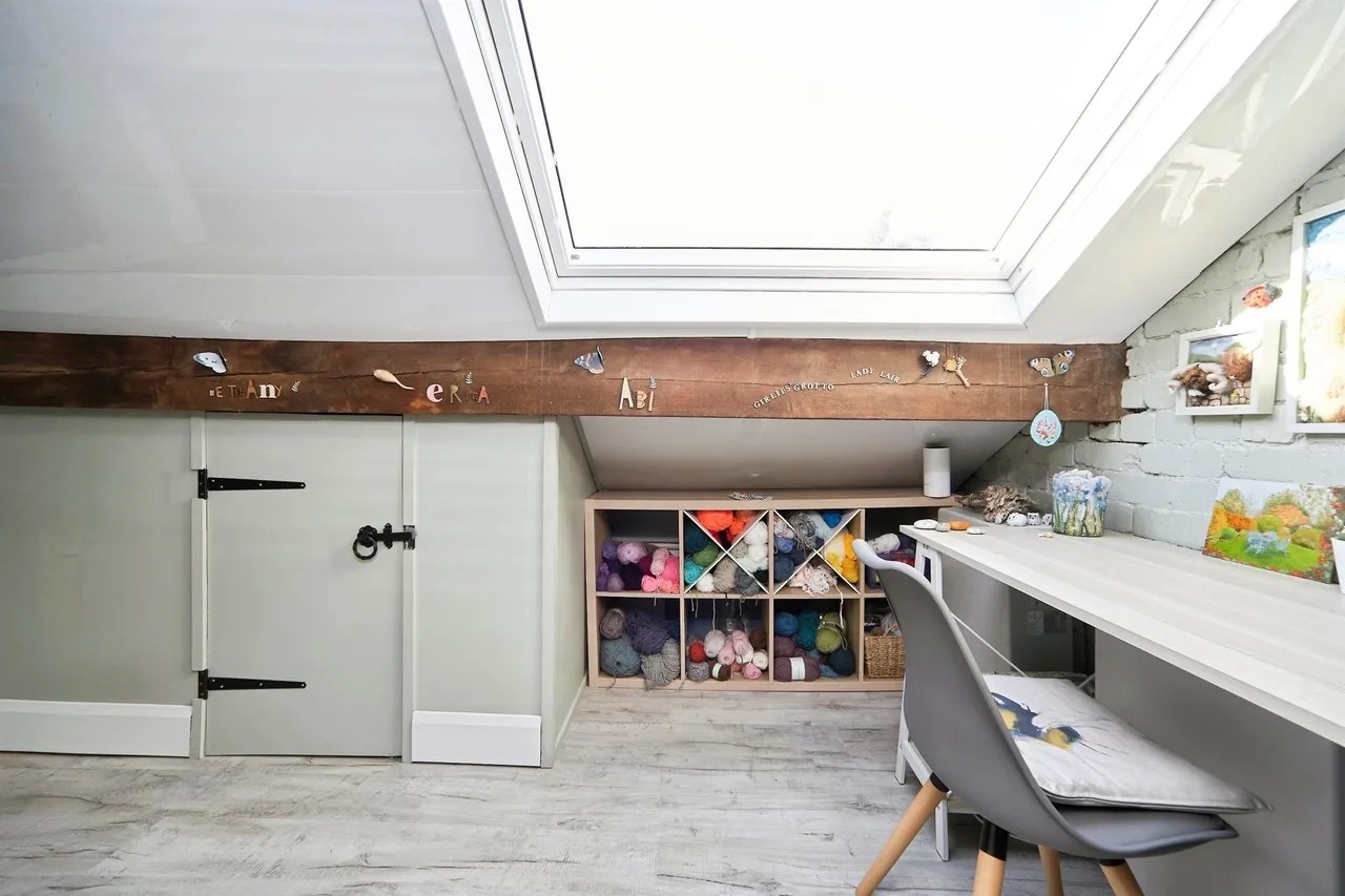 Hill Top Road, Hainworth, BD21, photo 16
