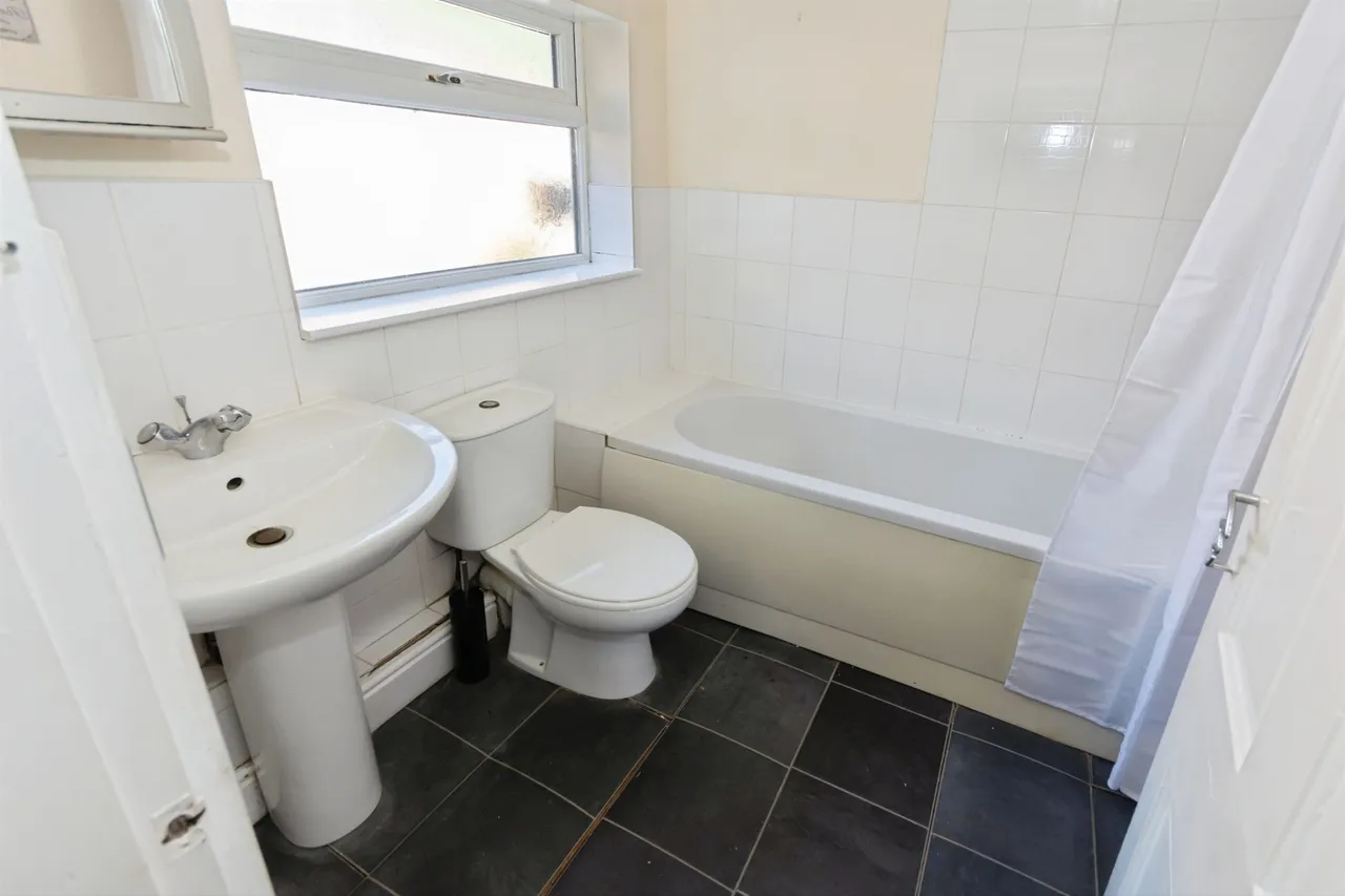 Gladys Road, Smethwick, B67, photo 16