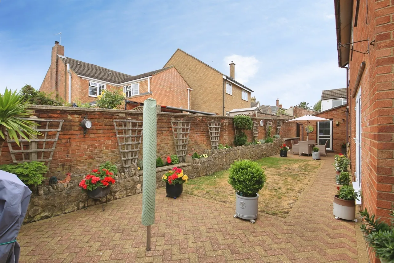 Middle Street, Farcet, PE7, photo 14