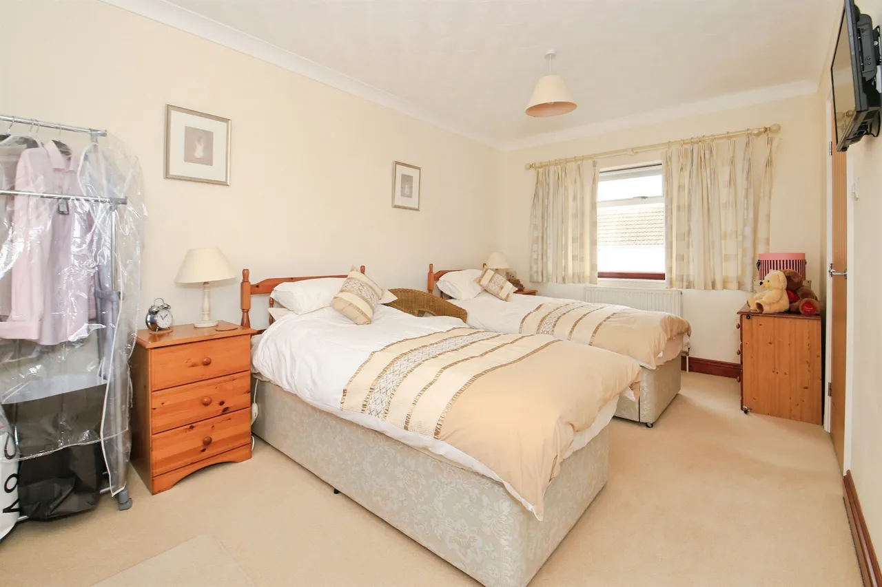 Middle Street, Farcet, PE7, photo 9