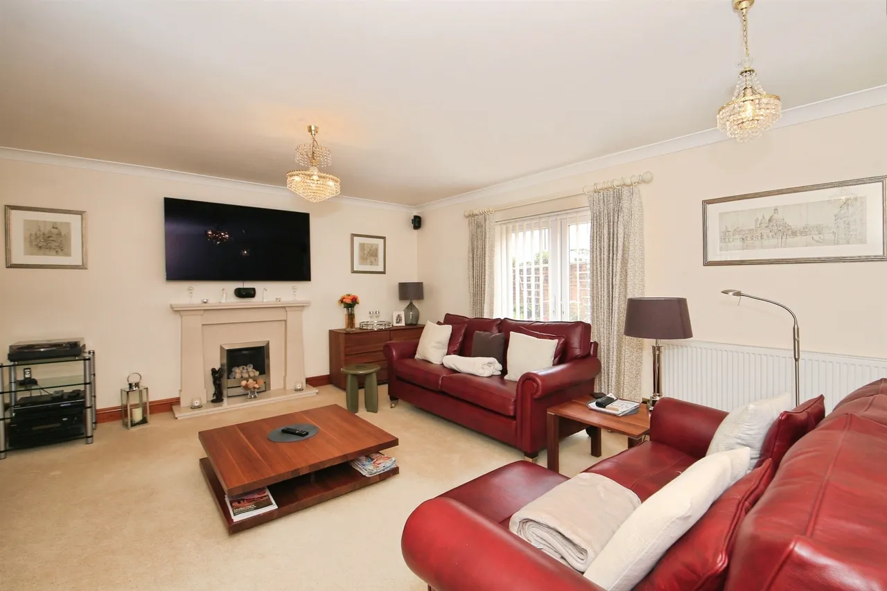 Middle Street, Farcet, PE7, photo 5