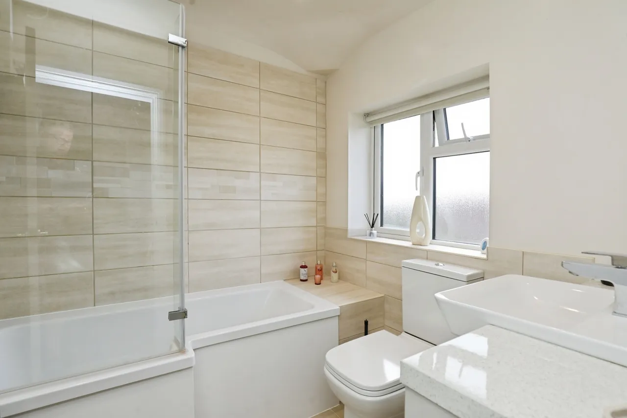 Keepers Lane, Weaverham, Northwich, Cheshire, CW8, photo 22