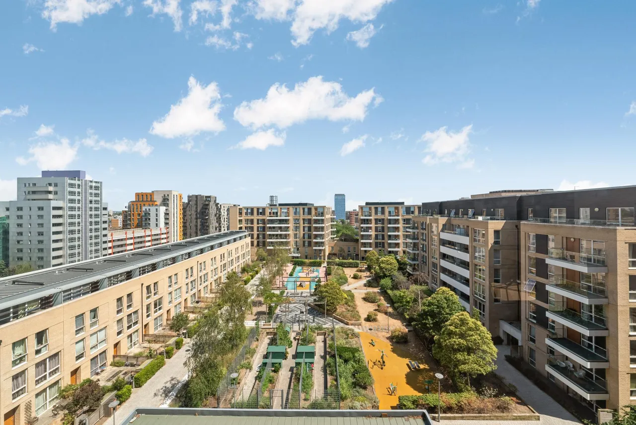 Discovery Tower, Canning Town, E16, photo 2